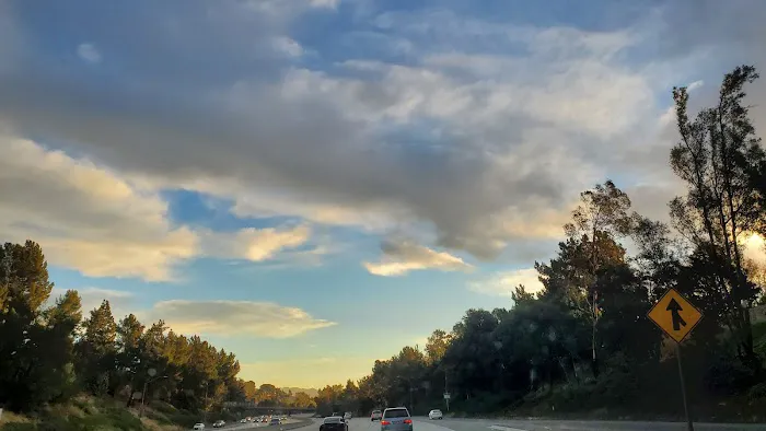 Canoga Mobile Estates Picture 5