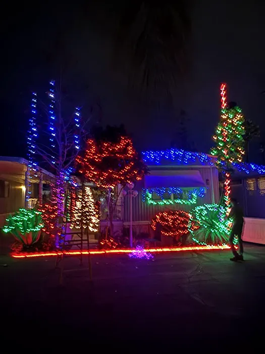 Sunburst Mobile Home Estates Picture 4