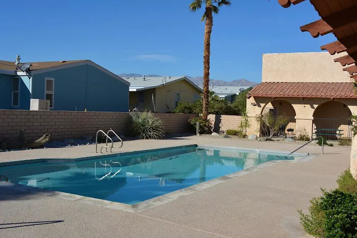 Palm View Estates Picture 5