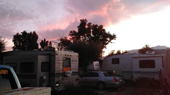 Palm Drive RV & Mobile Home Park Picture 5