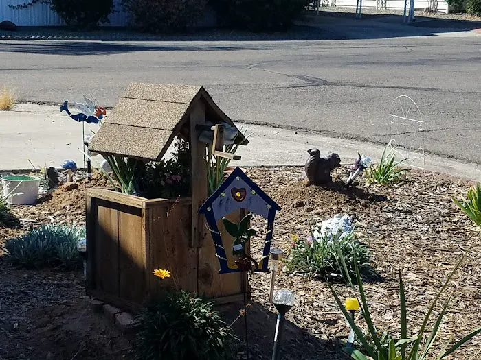 Hawaiian Village Mobile Homes Picture 4