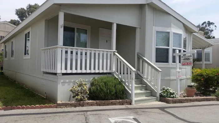 Starlight Mobile Home Park Picture 10