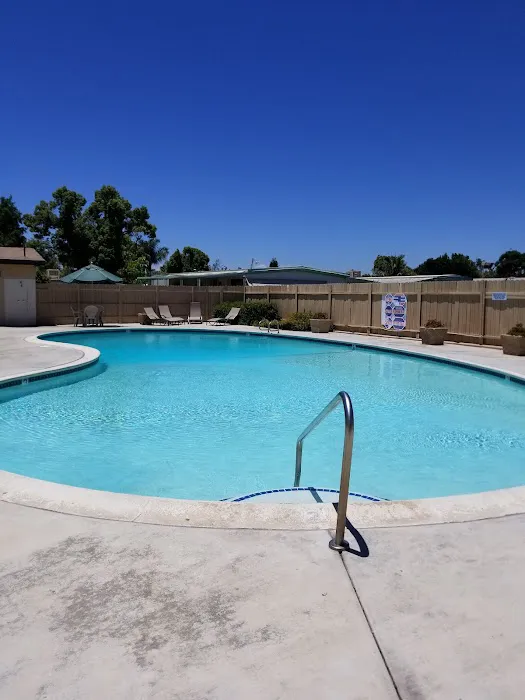 Greenfield Mobile Home Estates Picture 5