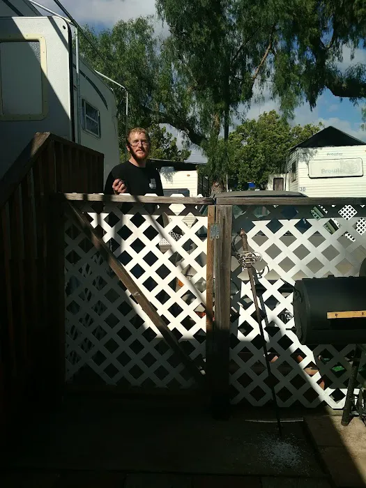 Eastern Trailer Park Picture 8