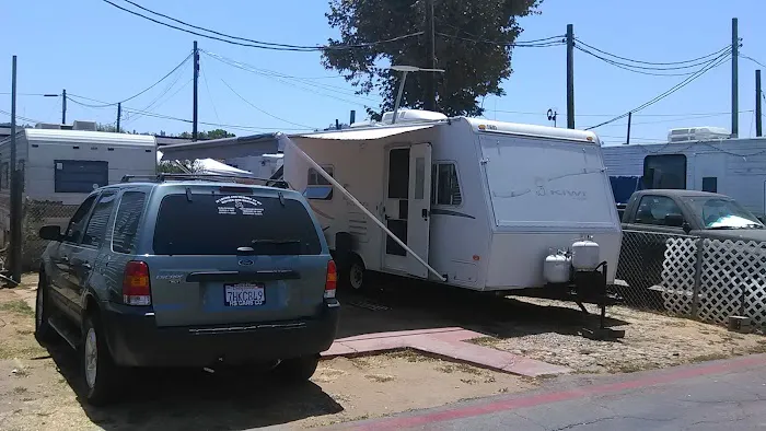 Evergreen Mobile Home & Rv Pk Picture 7