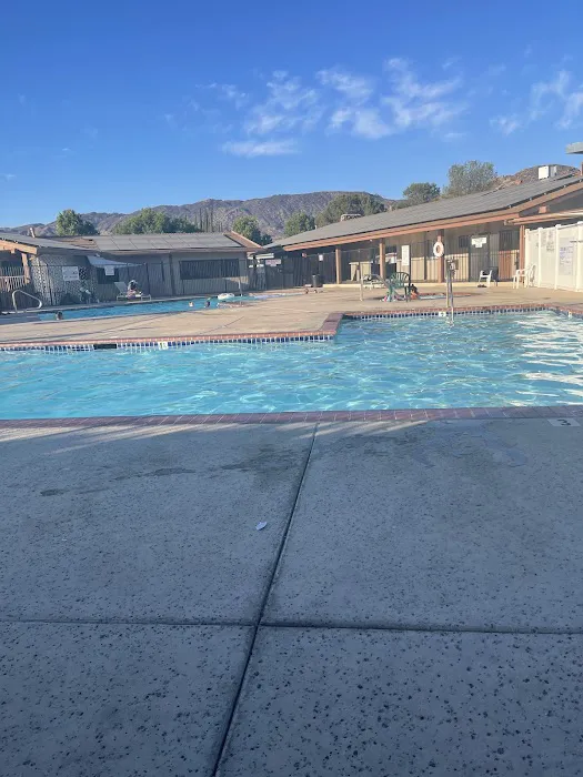 Simi Country Mobile Home Estates Picture 5