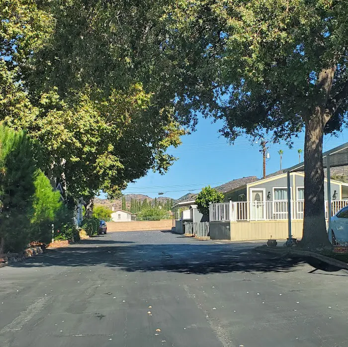 Simi Country Mobile Home Estates Picture 9
