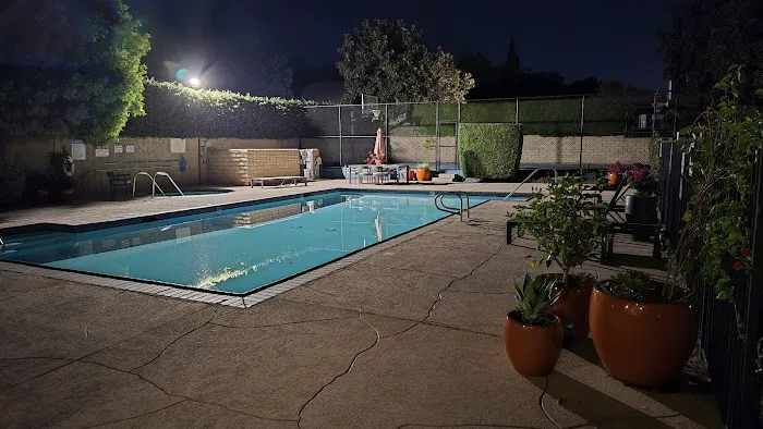 Los Olivos Mobile Home Park Picture 7