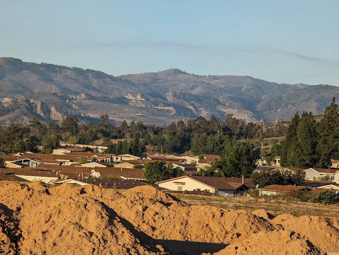 Oakridge Mobile Home Park Picture 3