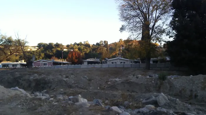 Polynesian Mobile Home Park Picture 6