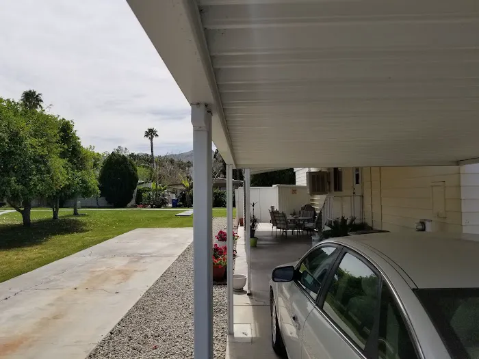 Rancho Mirage Mobile Home Park Picture 9