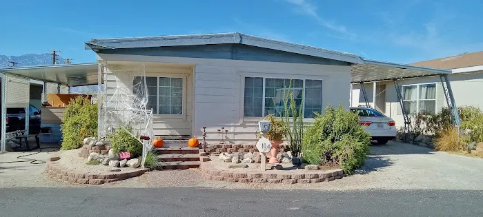 Oasis Hot Springs Mobile Home & RV Park Picture 9
