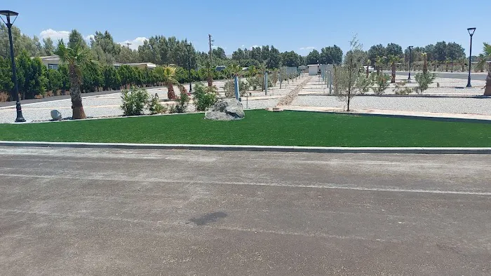 Paradise RV Park Picture 9