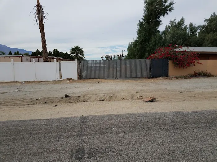 Desert Oasis Mobile Home & RV Resort Picture 9