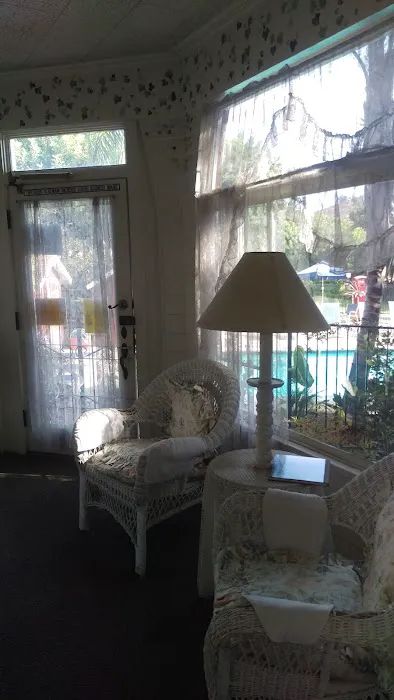 Pepperwood Mobile Home Park (Senior) Picture 5