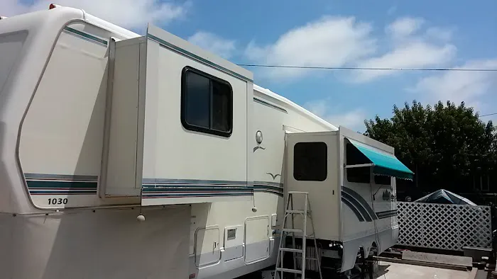 Bison Mobile Home Park Picture 3