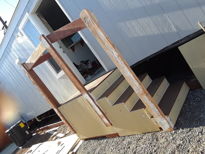 Cordova Estates: Mobile Home Park Picture 5
