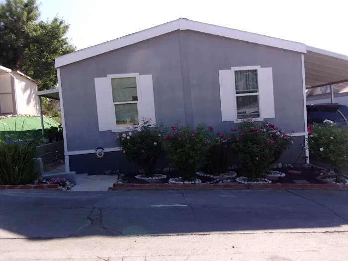 Lily of the Valley Mobile Home Community Picture 7