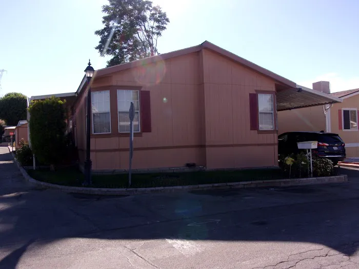 Lily of the Valley Mobile Home Community Picture 5