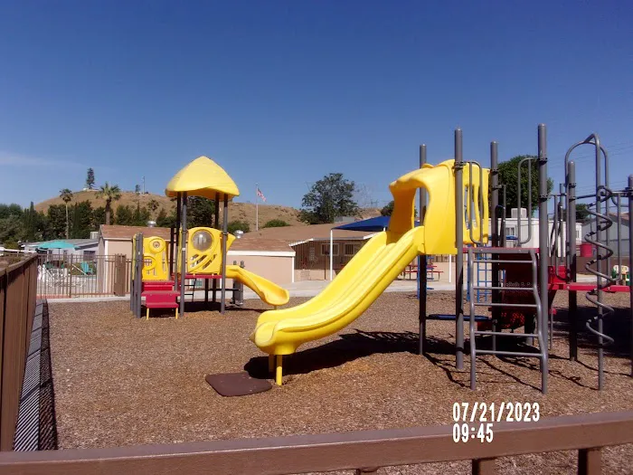 Lily of the Valley Mobile Home Community Picture 9