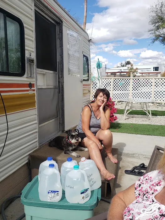 Wagner Mobile Home & RV Park Picture 9