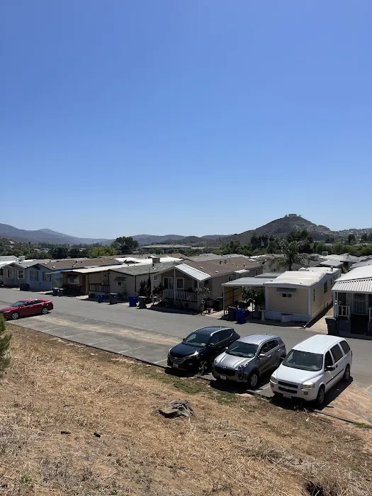 Singing Hills Mobile Estates Picture 2