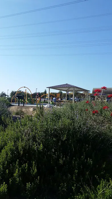 Thunderbird Mobile Home Park Picture 2