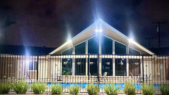 Palms Mobile Estates Picture 6