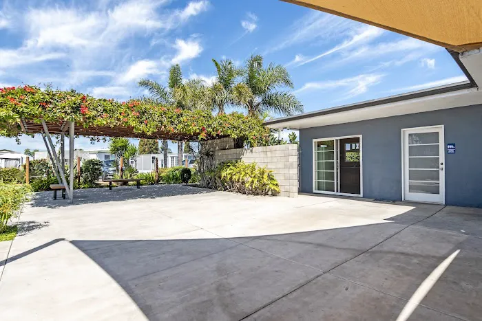 Bayside Palms Mobilehome Village Picture 2