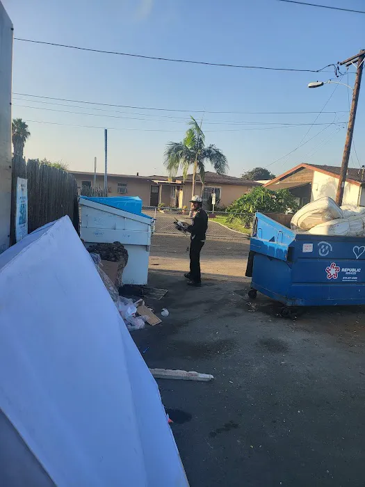 Palm City Mobile Park Picture 8