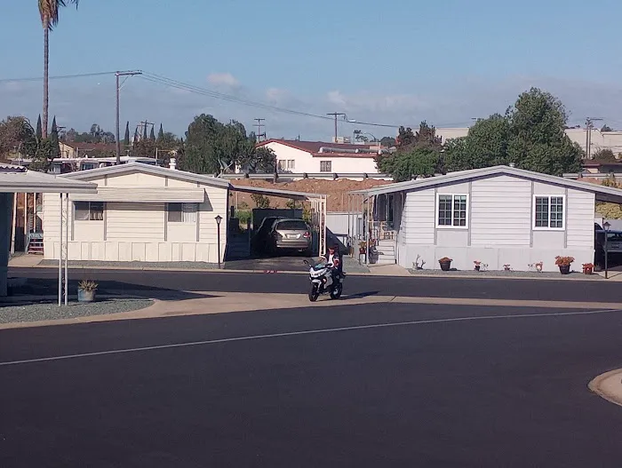 Coronado Palms RV Mobile Home Park Picture 5