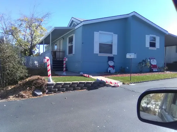 Hasley Canyon Mobile Estates Picture 3