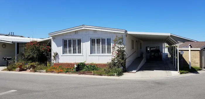 Oxnard Shores Mobile Home Park Picture 1