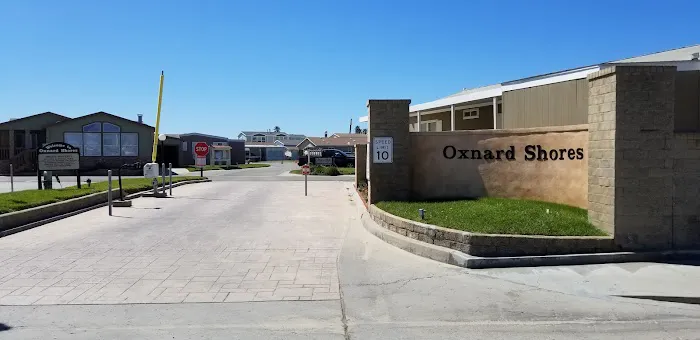 Oxnard Shores Mobile Home Park Picture 2