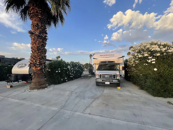 Shadow Hills RV Resort Picture 4