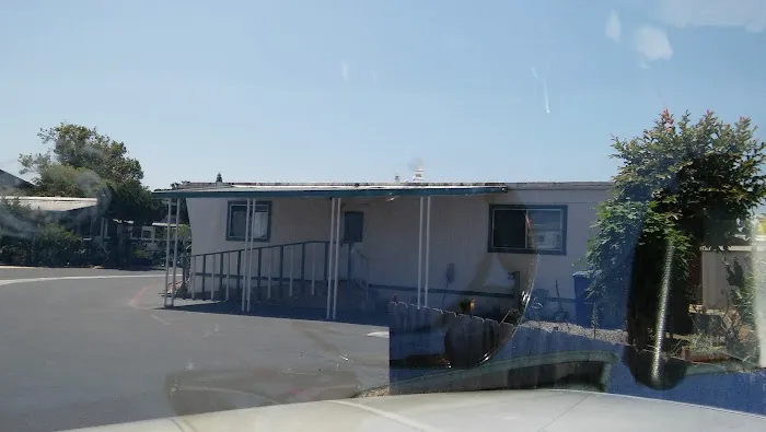 Iris Mobile Manor Picture 8