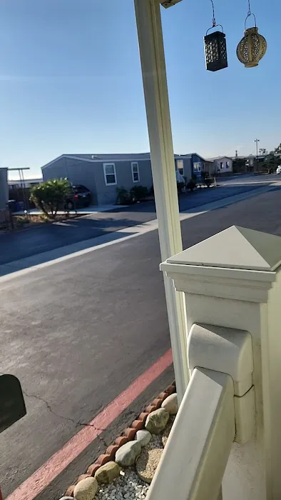 Iris Mobile Manor Picture 1