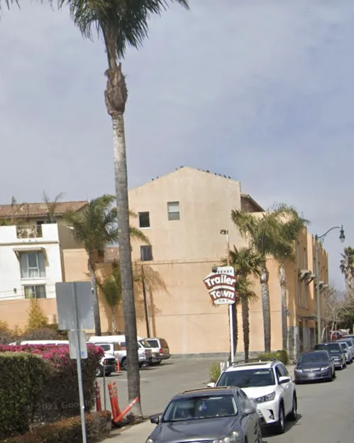 Avenue Trailer Town Picture 4