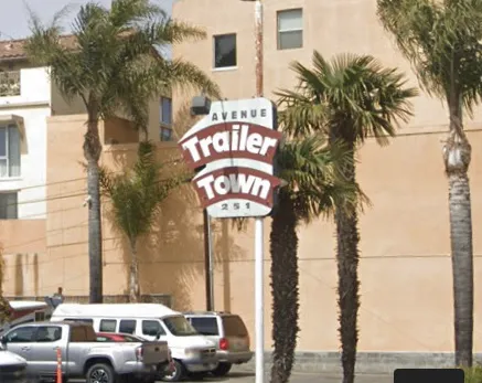 Avenue Trailer Town Picture 1