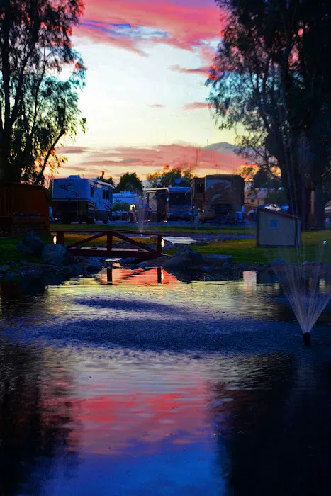 Indian Waters RV Resort and Cottages Picture 3