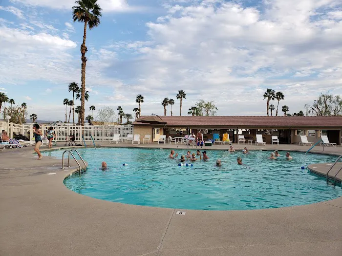 Indio Springs RV Resort(Dogs are under strict regulations) Picture 8