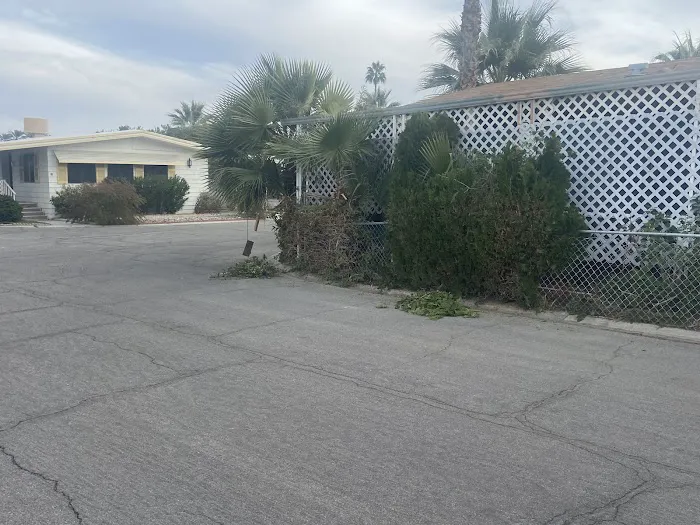 Palmdale Estates Picture 1