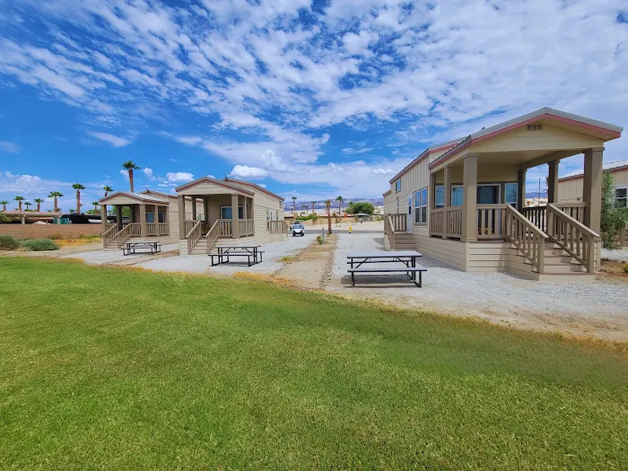 Coachella Lakes RV Resort Picture 1