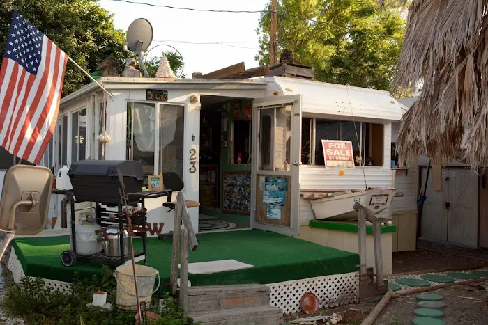 Casitas Mobile Home Park Picture 1