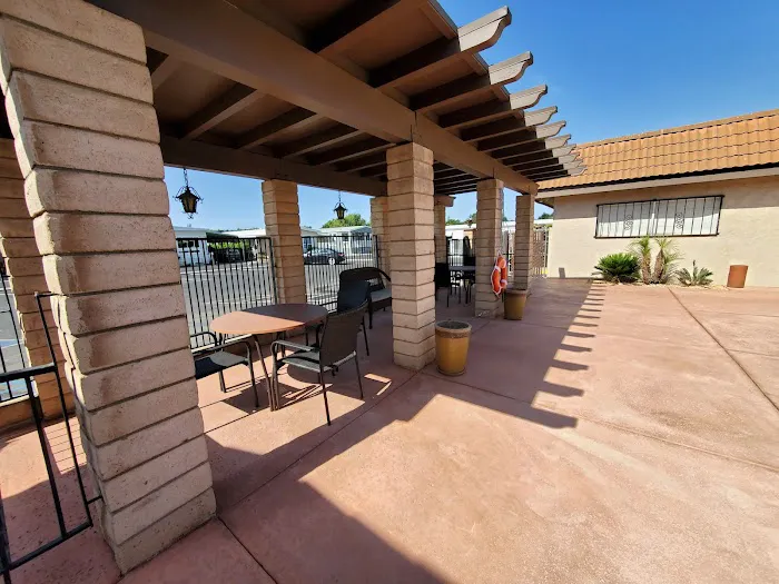 Ojai Villa Mobile Estates Picture 10