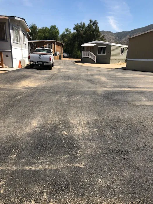 Barrett Mobile Home & RV Park Picture 5