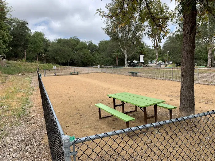 Ramona Oaks RV Park Picture 10