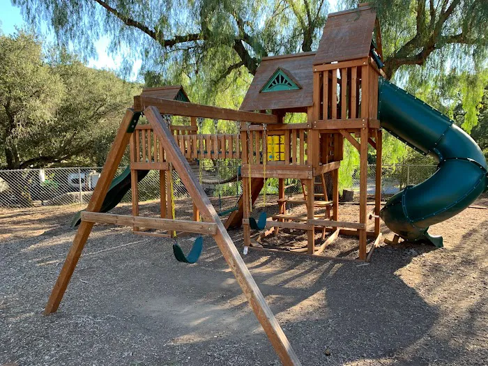 Ramona Oaks RV Park Picture 7