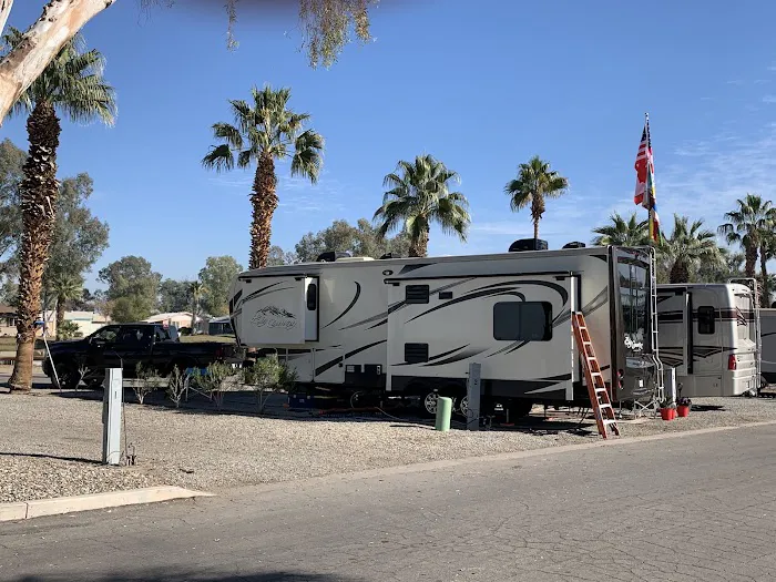 Rio Bend RV & Golf Resort Picture 1