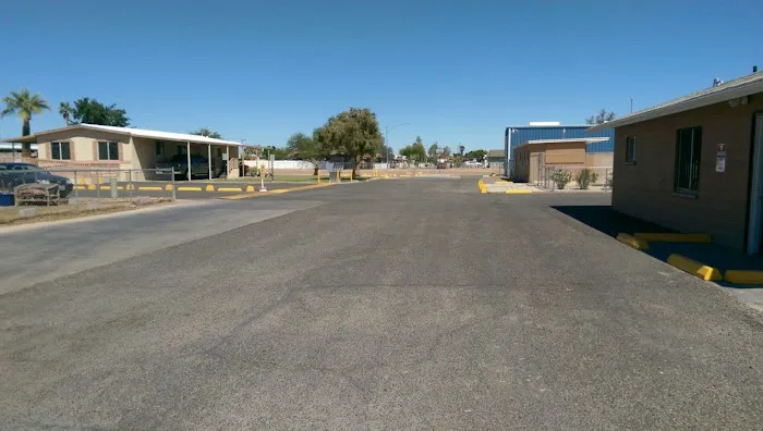 Flamingo Mobile Home Park Picture 5